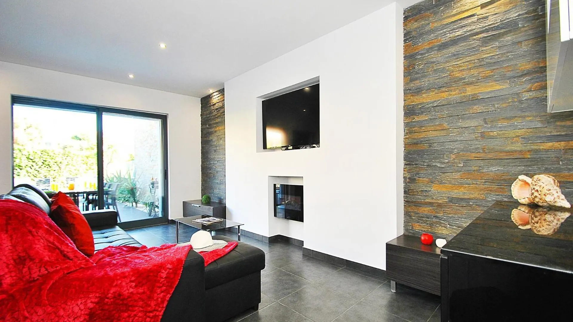 Contemporary Villa W Private Albufeira